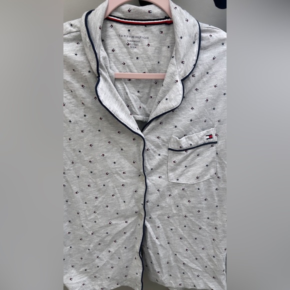 sleepwear top - Picture 1 of 3